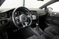 Volkswagen Golf - 1.4 TSI 204pk GTE DSG Navigatie DAB+ LED ParkAssist Climate Control - 1 - Thumbnail