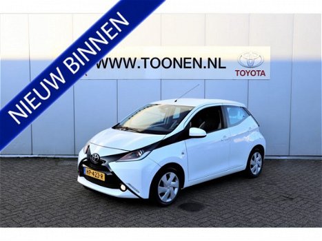 Toyota Aygo - 1.0 VVT-i x-play - 1