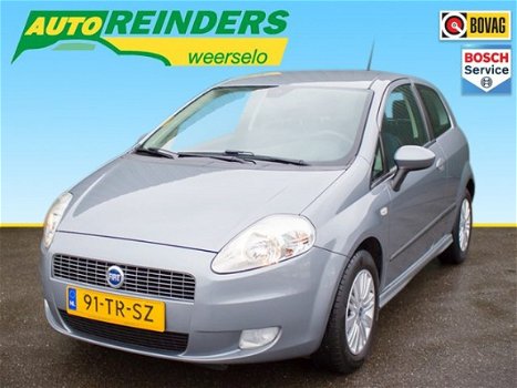 Fiat Grande Punto - 1.4i 16V Sport + Airco / Cruise / Trekhaak / Nieuwe APK - 1