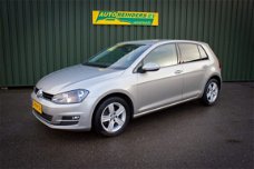 Volkswagen Golf - 1.2 TSI 105pk Highline 5-drs + Navi /Cruise /Clima / Zeer mooi