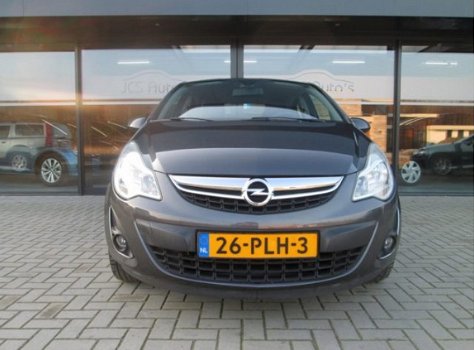 Opel Corsa - 1.4 Cosmo Ecc Cruise Pdc Trekhaak 2011 - 1