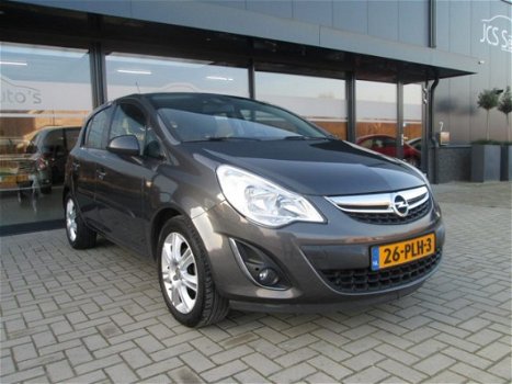 Opel Corsa - 1.4 Cosmo Ecc Cruise Pdc Trekhaak 2011 - 1