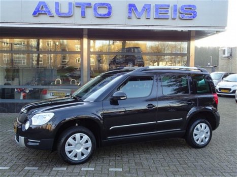 Skoda Yeti - 1.4 TSI ELEGANCE / Navi / PANORAMADAK - 1