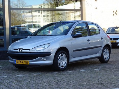 Peugeot 206 - Gentry 1.4 Automaat Airco 5-Deurs - 1