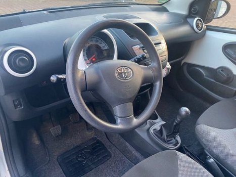 Toyota Aygo - 1.0 VVT-I COMFORT 3DRS AIRCO INCL GARANTIE - 1