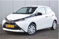 Toyota Aygo - 1.0 VVT-i x-fun Elek Ramen Airco Radio BT Led Dagrijverl - 1 - Thumbnail