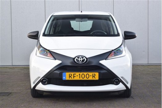 Toyota Aygo - 1.0 VVT-i x-fun Elek Ramen Airco Radio BT Led Dagrijverl - 1