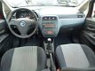 Fiat Punto - 1.4 16V 5DR GRANDE Emotion / Trekhaak / 68.000km - 1 - Thumbnail