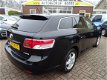 Toyota Avensis Wagon - 1.8 VVTi Dynamic Climate Cntrll, Cruise contrll, 16''Lmv - 1 - Thumbnail