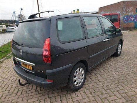 Peugeot 807 - 2.2 ST Premium 7 persoons Climate control Elektrische deuren APK gekeurd - 1