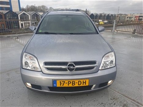 Opel Vectra Wagon - 2.2 DTi Sport Weinig km's winter/zomerset Airco Opties APK - 1