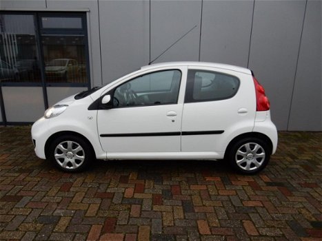 Peugeot 107 - 1.0-12V XS Automaat Airco 5deurs Electr Pakket - 1