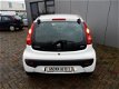 Peugeot 107 - 1.0-12V XS Automaat Airco 5deurs Electr Pakket - 1 - Thumbnail