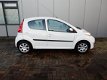 Peugeot 107 - 1.0-12V XS Automaat Airco 5deurs Electr Pakket - 1 - Thumbnail