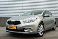 Kia Cee'd - 1.6 GDI Comfort Pack RIJKLAAR PRIJS-GARANTIE Airco Led Verlichting - 1 - Thumbnail