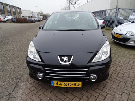 Peugeot 307 - 2.0-16V XSI AIRCO - 1