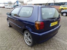 Volkswagen Polo - 1.6