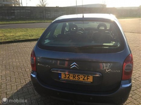 Citroën Xsara Picasso - 1.6i Attraction vaste prijs 1699 euro - 1