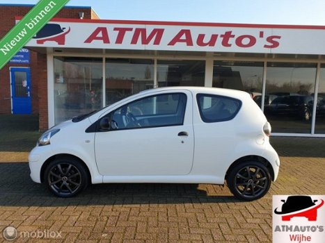 Toyota Aygo - 1.0-12V Access APK 08 2020 AIRCO sport look - 1