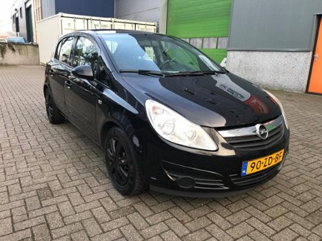 Opel Corsa - 1.4-16V Business 5 deurs / airco Apk 2-21 - 1