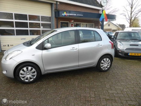 Toyota Yaris - 1.3 VVTi Sol - 1