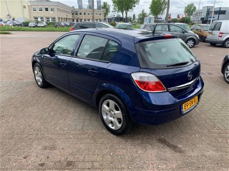 Opel Astra - 1.6 Edition Airco, Elektr ramen, APK - 1