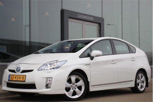 Toyota Prius - 1.8 Dynamic | Dealer onderhouden | Navi | Cruise | - 1