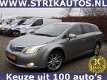 Toyota Avensis Wagon - 2.0 D-4D Business NAVI - 1 - Thumbnail