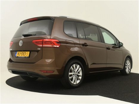 Volkswagen Touran - 1.2 TSI 110PK Connected Series 7p DAB RADIO | BTW | CRUISE CONTROL | CLIMATE | 1 - 1