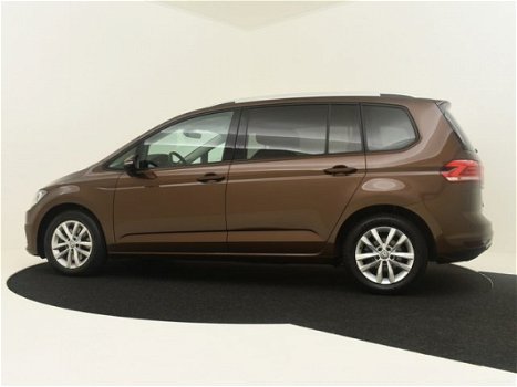 Volkswagen Touran - 1.2 TSI 110PK Connected Series 7p DAB RADIO | BTW | CRUISE CONTROL | CLIMATE | 1 - 1