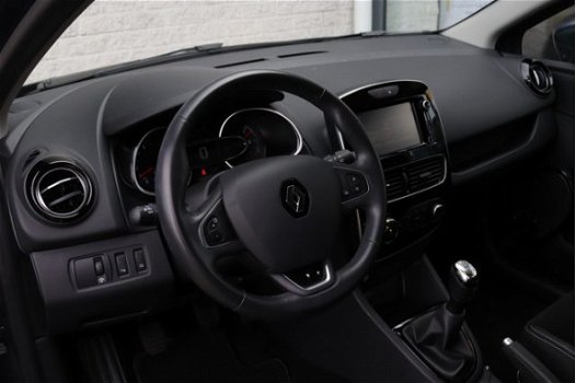 Renault Clio Estate - TCe 90 Intens (PDC/NAVI/LED/CRUISE CONTROL) - 1
