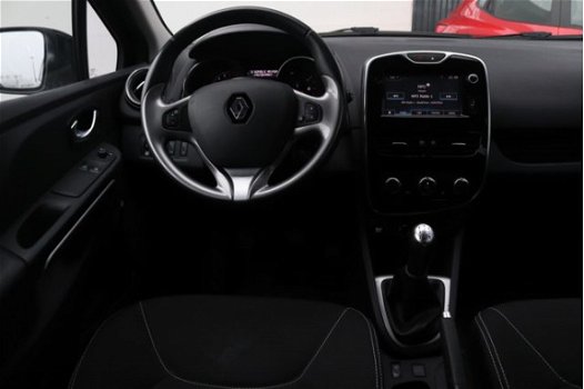 Renault Clio Estate - 0.9 TCe 90Pk Limited | Airco | 17inch Lm.Velgen | Parkeercamera - 1