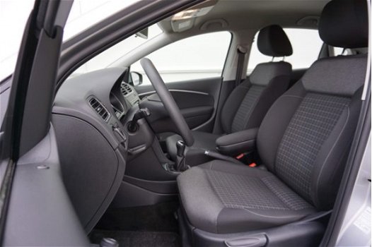 Volkswagen Polo - 1.4 TDI 90pk Comfortline + Airco + Navigatie - 1