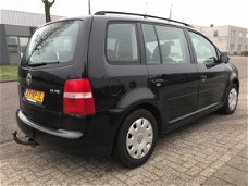 Volkswagen Touran - 1.6-16V FSI 7 persoons climatronic super goed rijdend