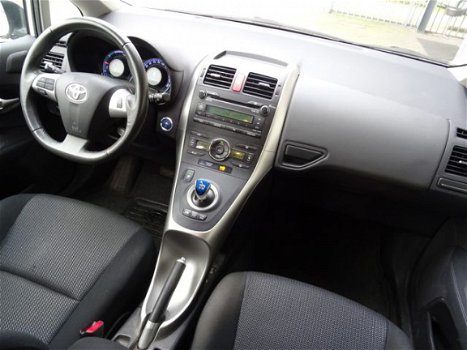 Toyota Auris - 1.8 Full Hybrid Aspiration / Parkeersensoren / Climate Control / Cruise Control / Key - 1