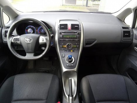 Toyota Auris - 1.8 Full Hybrid Aspiration / Parkeersensoren / Climate Control / Cruise Control / Key - 1