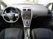 Toyota Auris - 1.8 Full Hybrid Aspiration / Parkeersensoren / Climate Control / Cruise Control / Key - 1 - Thumbnail