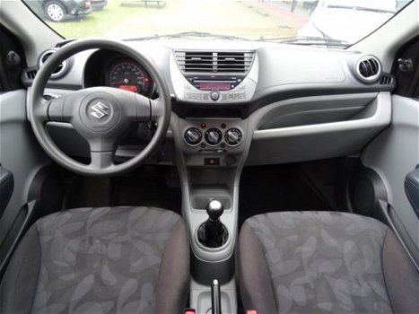 Suzuki Alto - 1.0 Comfort Plus / Meeneemprijs / Airconditioning / Trekhaak / Radio-CD / Electrische - 1