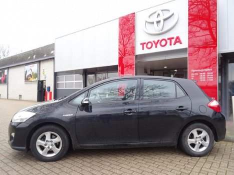 Toyota Auris - 1.8 Full Hybrid Aspiration / Navigatie TomTom / Fietsendragerbeugel / Bluetooth carki - 1