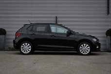 Volkswagen Polo - Highline 1.0 TSI 95pk Navigatie Active info DAB Parkeersensoren Adaptive cruise Cl