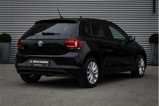 Volkswagen Polo - Highline 1.0 TSI 95pk Navigatie Active info DAB Parkeersensoren Adaptive cruise Cl - 1