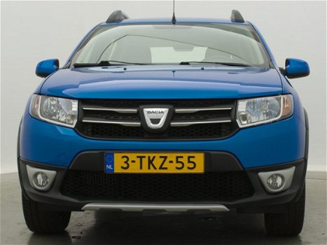 Dacia Sandero - TCe 90 Stepway Lauréate // Navigatiesysteem / Trekhaak / Airco / Middenarmsteun / Pa - 1