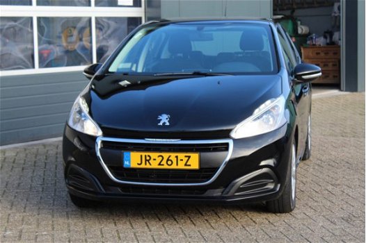 Peugeot 208 - 1.2 PureTech Active (82pk) Navi/ Airco/ Cruise/ Elek. pakket/ Isofix/ Bluetooth/ Multi - 1