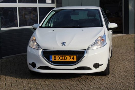 Peugeot 208 - 1.6 e-HDi Active (93pk) Media-Scherm/ Internet/ Airco/ Cruise/ Elek. pakket/ Isofix/ B - 1