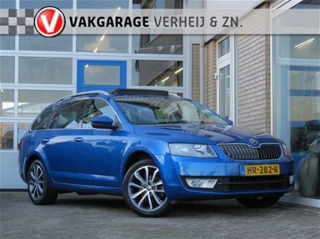 Skoda Octavia Combi - 1.6 TDI Greentech Edition Businessline Pano|Camera|Navi|Clima|PDC|1e eigenaar| - 1