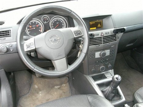 Opel Astra Wagon - 1.8 Elegance - 1
