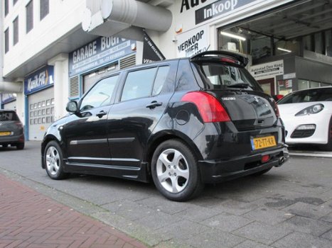 Suzuki Swift - 1.3 Shogun 5 Deurs Airco - 1