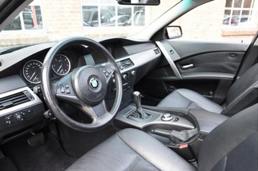 BMW 5-serie Touring - 530d Executive 2004 221.356 KM Automaat Youngtimer leder navi cruise clima Pan - 1