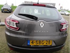 Renault Mégane Estate - 1.5 dCi Expression van 2de Eigenaar met navigatie en airco en carkit