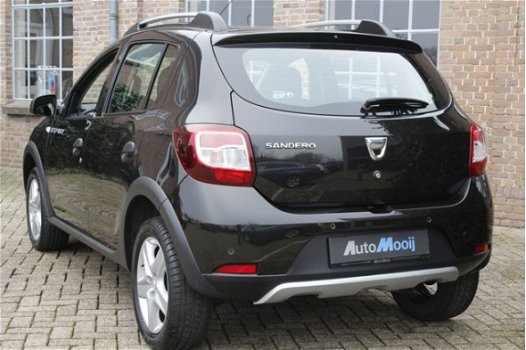 Dacia Sandero - 0.9 TCe Stepway Lauréate 2015, 38.567km, Navi, Airco, Cruise, Elektr. Pakket - 1